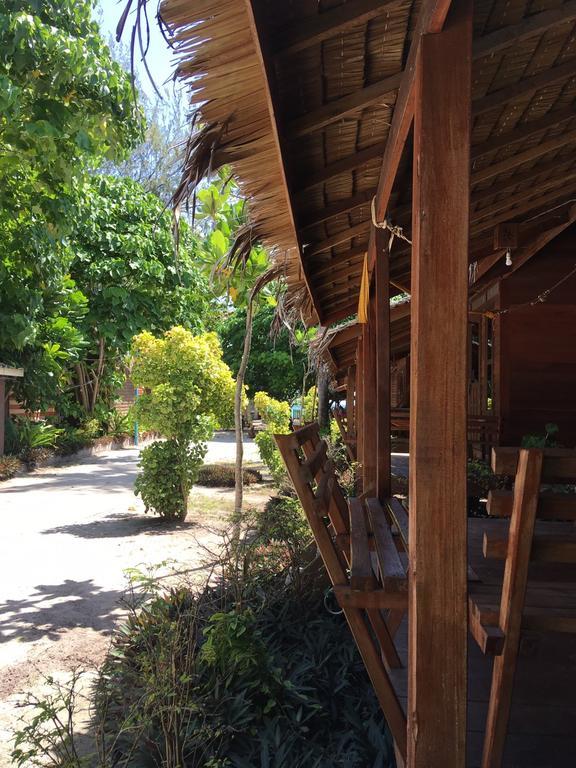 Zanom Sunrise Beach Resort Koh Lipe Ngoại thất bức ảnh