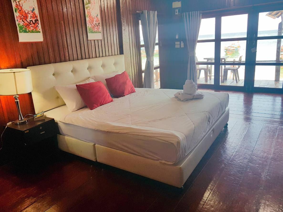 Zanom Sunrise Beach Resort Koh Lipe Ngoại thất bức ảnh