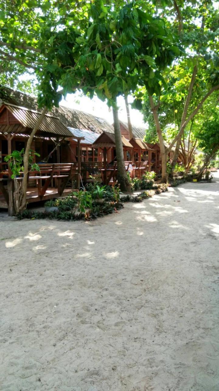 Zanom Sunrise Beach Resort Koh Lipe Ngoại thất bức ảnh
