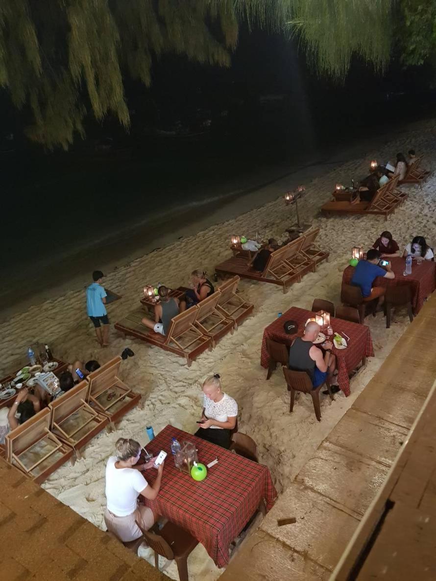 Zanom Sunrise Beach Resort Koh Lipe Ngoại thất bức ảnh